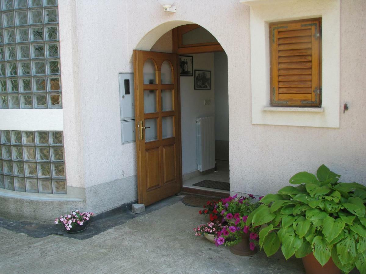 Apartments Toic Đảo Cres Ngoại thất bức ảnh