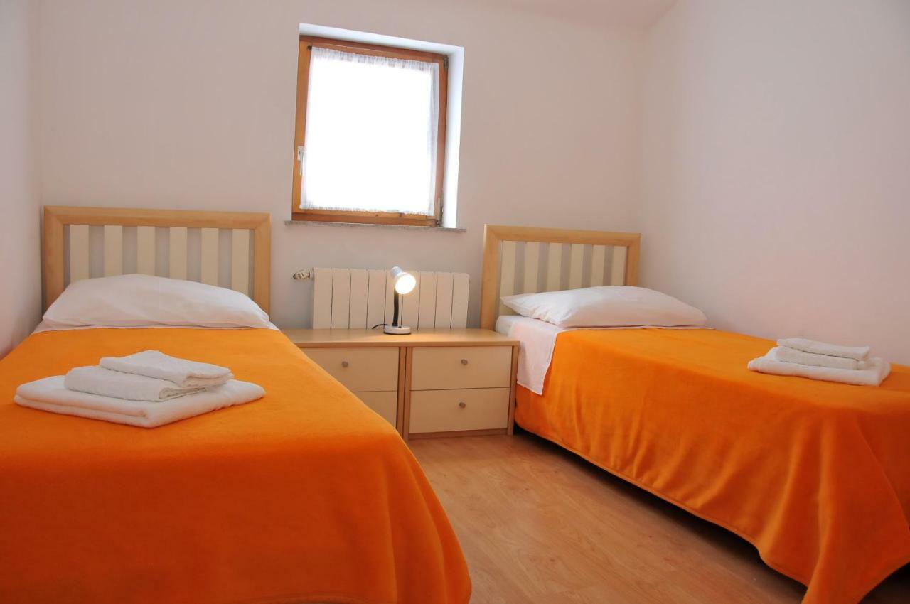 Apartments Toic Đảo Cres Ngoại thất bức ảnh