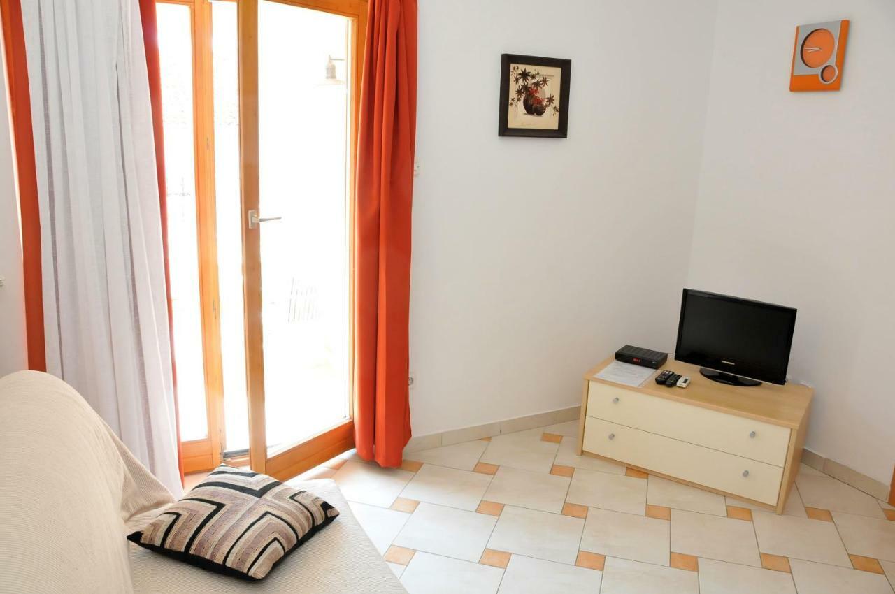 Apartments Toic Đảo Cres Ngoại thất bức ảnh
