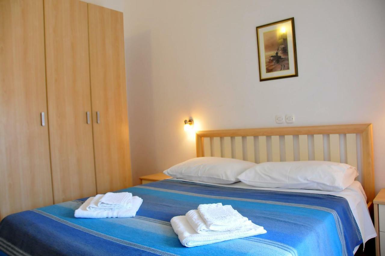 Apartments Toic Đảo Cres Ngoại thất bức ảnh