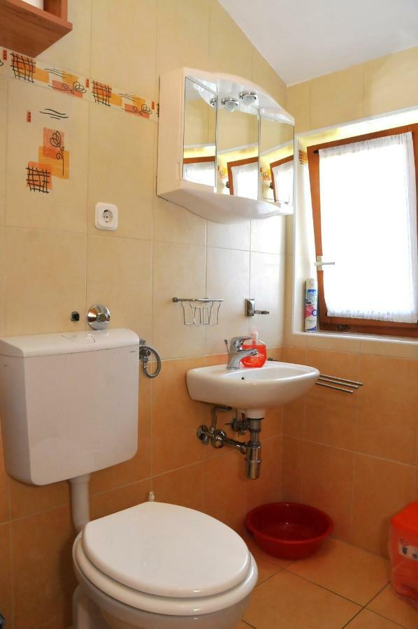 Apartments Toic Đảo Cres Ngoại thất bức ảnh