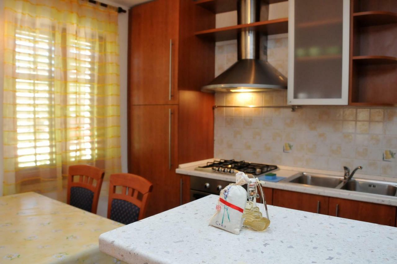 Apartments Toic Đảo Cres Ngoại thất bức ảnh