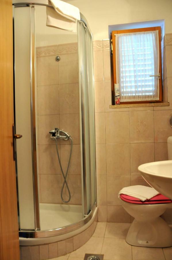 Apartments Toic Đảo Cres Ngoại thất bức ảnh
